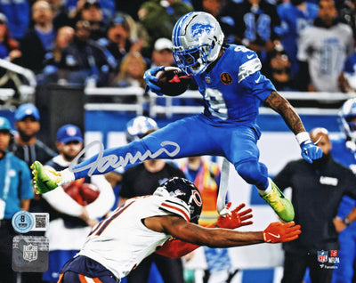 Jameson Williams Autographed Detroit Lions 2024 Blue Jersey Hurdle 8x10 Photo Beckett Witnessed