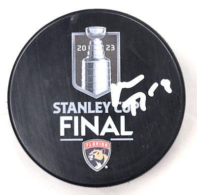 Matthew Tkachuk Autographed Panthers Stanley Cup Final Hockey Puck Beckett Witnessed