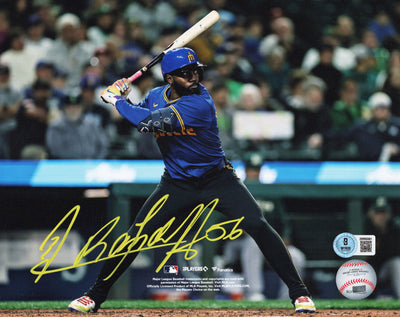Randy Arozarena Autographed Seattle Mariners City Connect 8x10 Beckett Witnessed