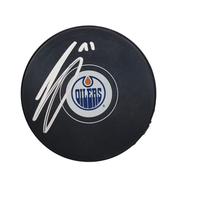 Evander Kane Autographed Edmonton Oilers Logo Hockey Puck Beckett