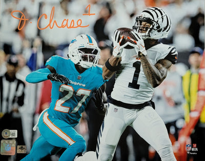 Ja'Marr Chase Autographed Cincinnati Bengals White Helmet 11x14 Photo Beckett Witnessed