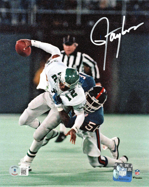 Lawrence Taylor Autographed New York Giants 8x10 Beckett Witnessed #3 -  Famous Ink