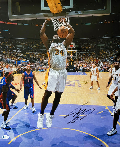 Shaquille O'Neal Autographed Los Angeles Lakers 16x20 Photo White