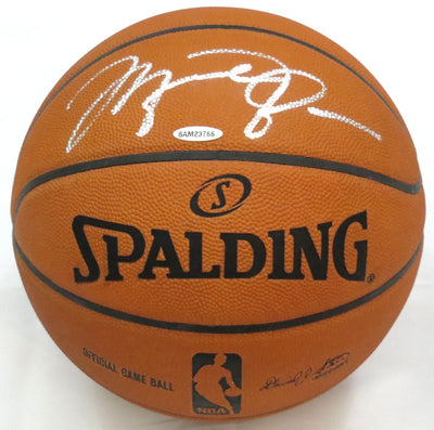 Michael Jordan Chicago Bulls Autographed NBA Game Ball UDA Upper Deck Authenticated