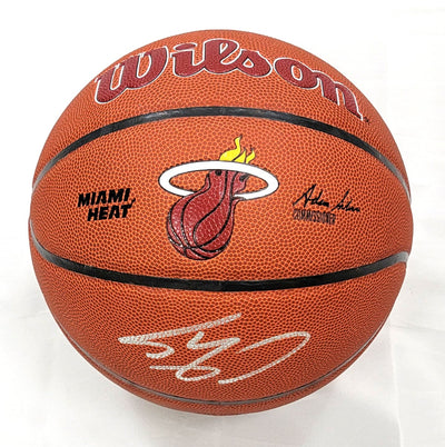 Shaquille O'Neal Autographed Wilson Miami Heat Logo NBA Basketball Beckett Witnessed