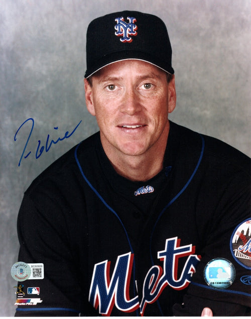 Tom Glavine Autographed New York Mets 8x10 Photo Beckett
