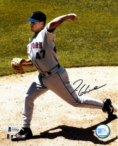 Tom Glavine Autographed New York Mets 8x10 Photo Beckett Authenticated